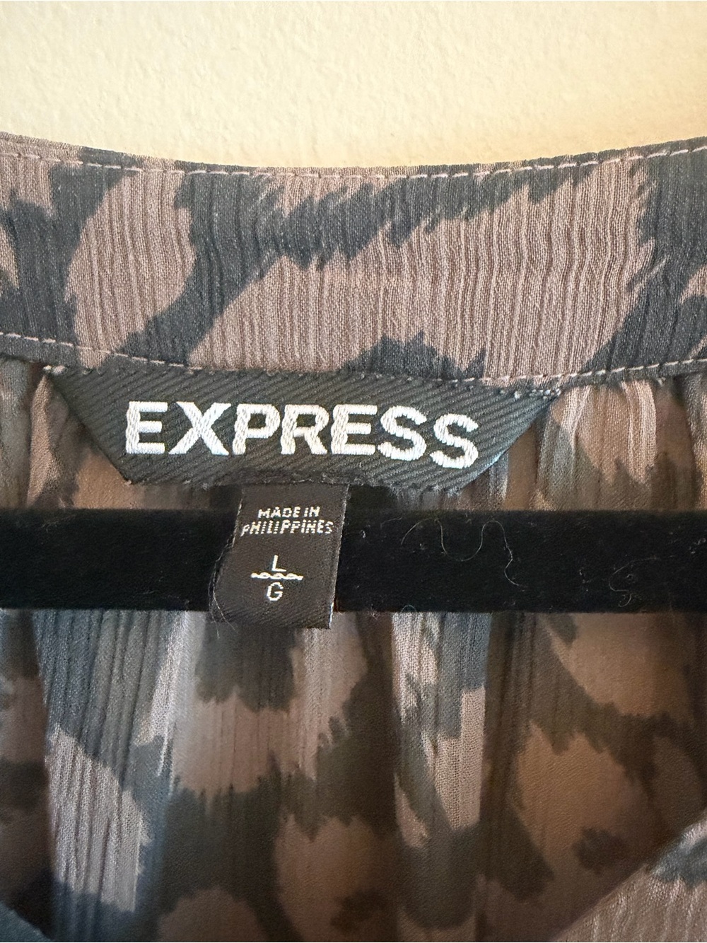 Express Taupe and Black Leopard Print Smocked Waist Dress Women’s Large - Picture 5 of 8